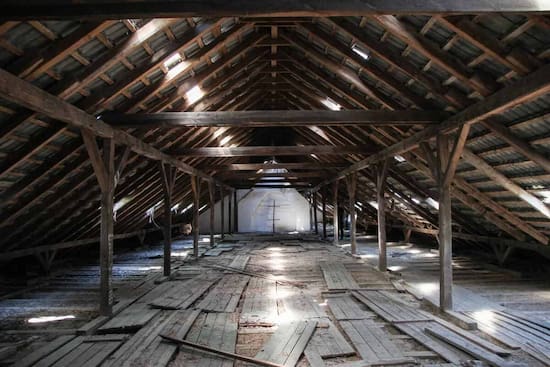 Chantier de combles aménageables sur une grande surface