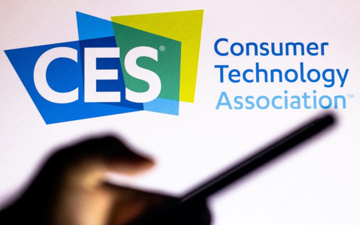 Logo CES 2023