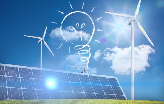 Panneaux solaires et éoliennes, production d'électricité d'origine renouvelable en France