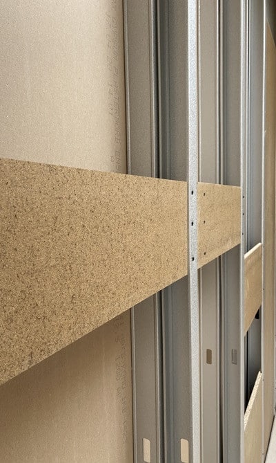 Renfort en bois pour dans un mur en Placo