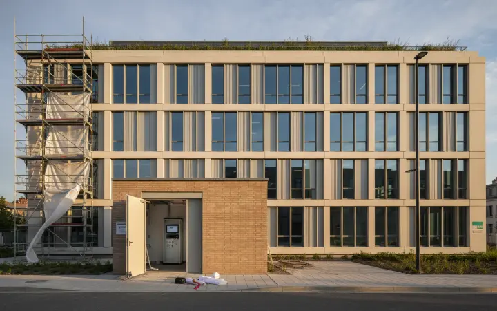 GTB ou GTC : Immeuble tertiaire en fin de rénovation